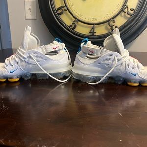 Nike Mens Air d/ms/x vapormax - used in good shape - Size 10.5